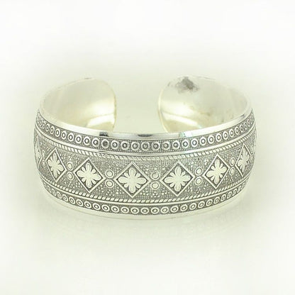 Women Fashion Bracelets Silver Plated Carved Flower Vintage Cuff Tibetan Bangles