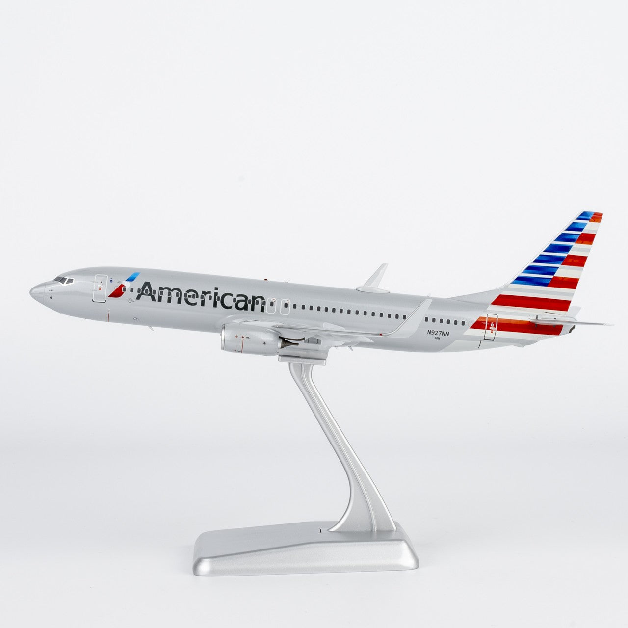 1:200 NGmodels American Airlines B737-800 Passenger Airplane Diecast Plane Model