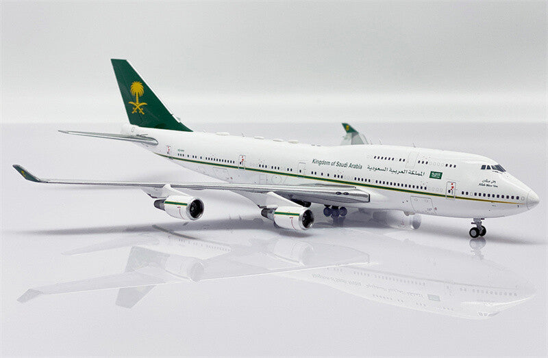 JC Wings Kingdom of Saudi Arabia for Boeing B747-400 HZ-HM1 1/400 Aircraft Model