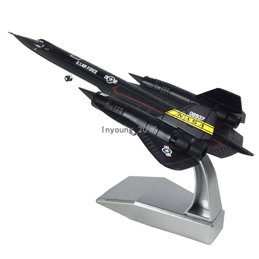 1:144 Lockheed SR-71 Blackbird Reconnaissance Plane Model Diecast Airplane Model