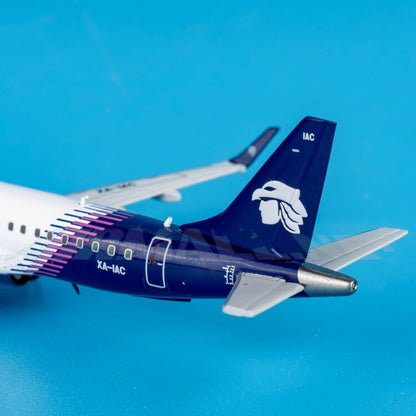 1:400 Geminijets Aeroméxico Embraer ERJ-190LR Passenger Airplane Diecast Model