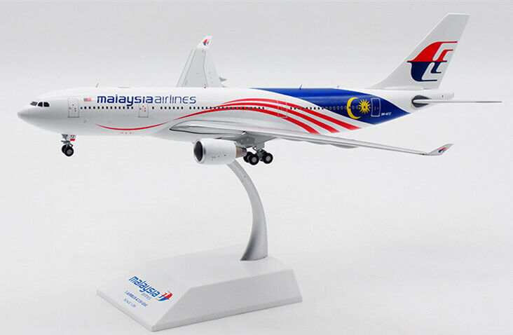 1:200 30CM JC Wings Malaysia Airlines AIRBUS A330-200 Airplane Diecast Model