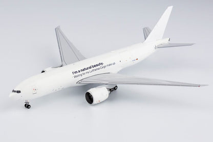 1:400 NG Model Lufthansa BOEING 777F Passenger Airplane Diecast Aircraft Model