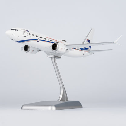 1:200 NG Models RAAF Boeing 737 MAX 8 Passenger Diecast Aircraft Model