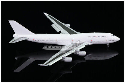 1:400 JC Wings BOEING 747-400 GE Engine Flap Down Blank Airplane Diecast Model