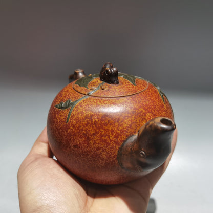 Chinese Yixing Zisha Clay Handmade Exquisite Teapot （：金鼠纳福 低款：蒋燕庭)