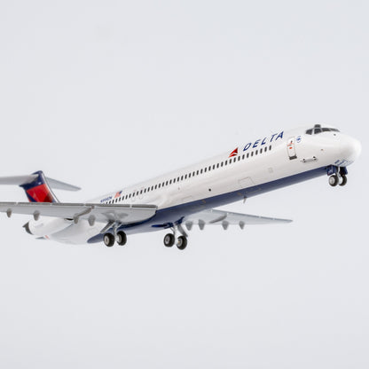 1:400 NGmodels Delta Air Lines McDonnell Douglas MD-88 Plane Diecast Plane Model