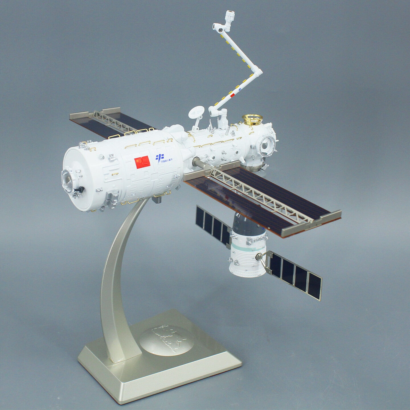 1:90 Space Station Tianhe Core Module Shenzhou Spaceship Docking Diecast Model