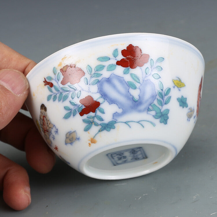 3.1" Chinese Ming Doucai Contrasting Colors Porcelain Animal Cock Rooster Cup