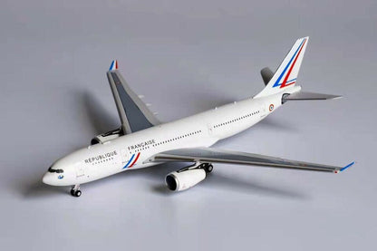 1:400 NG REPUBLIQUE FRANCAISE AIRBUS A330-200 Passenger Airplane Diecast Model