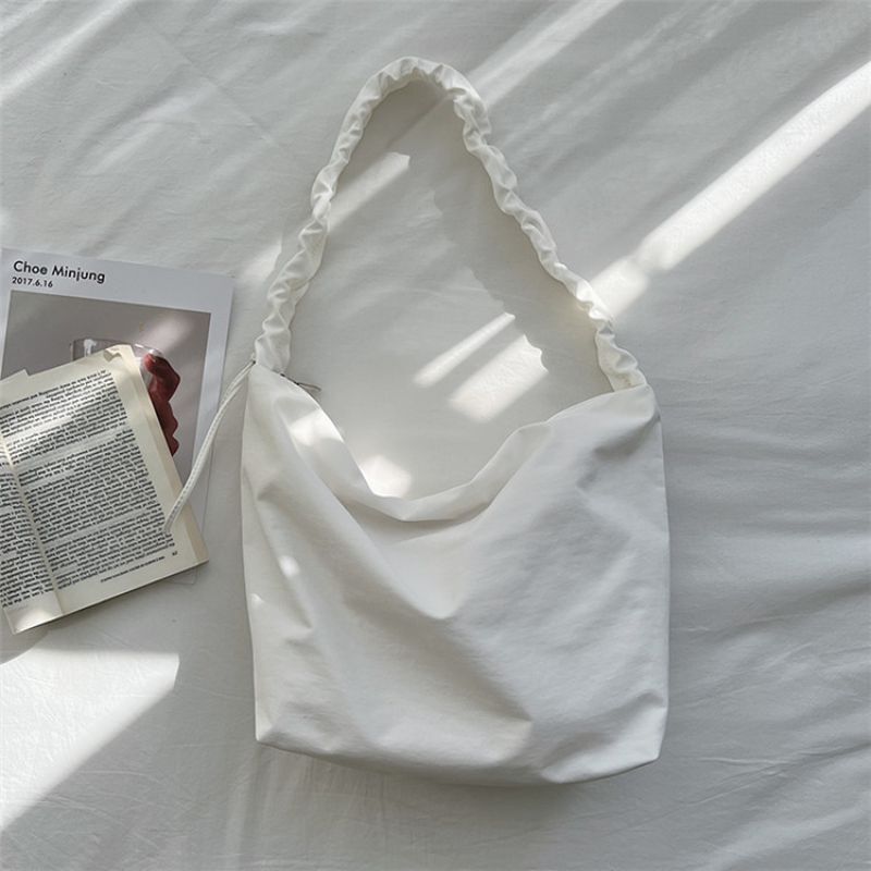 Simple Messenger Bag Large Capacity Shoulder Purse Leisure Pleated Nylon Pouch