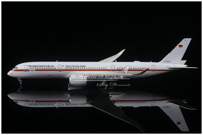 1:400 JC Wings LUFTWAFFE AIRBUS A350-900XWB Airplane Flap Down Diecast Model