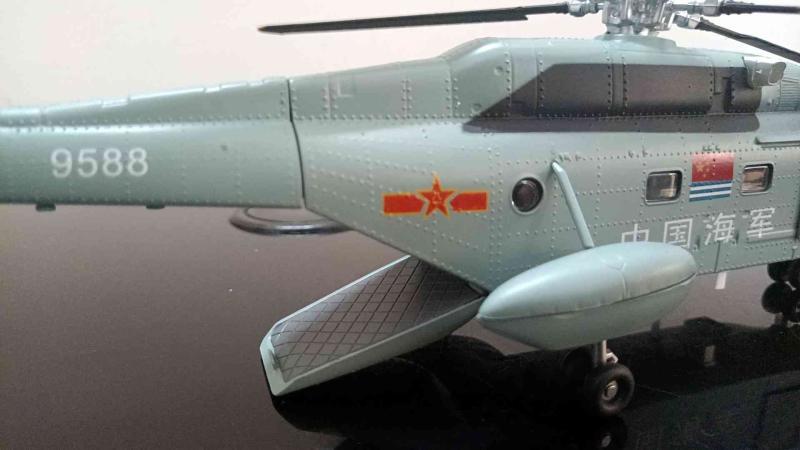 1:60 33CM China Navy Z-8 Armed Helicopter Plane Diecast Military Aircraft Model