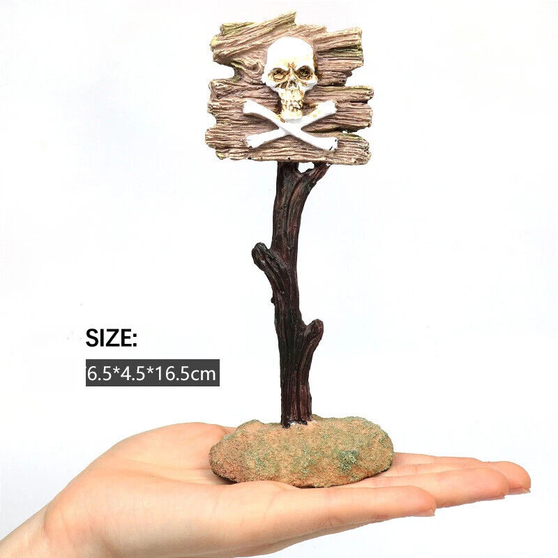 Aquarium Decoration Resin Pirate Skull Skeleton Head Lizards Terrarium Ornaments