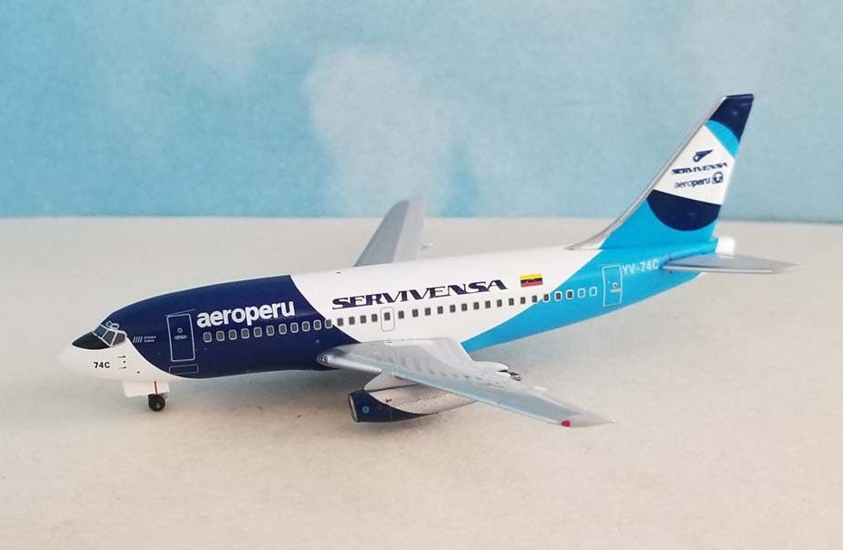 1:400 AeroClassics AeroPeru BOEING 737-200 Passenger Airplane Diecast Model