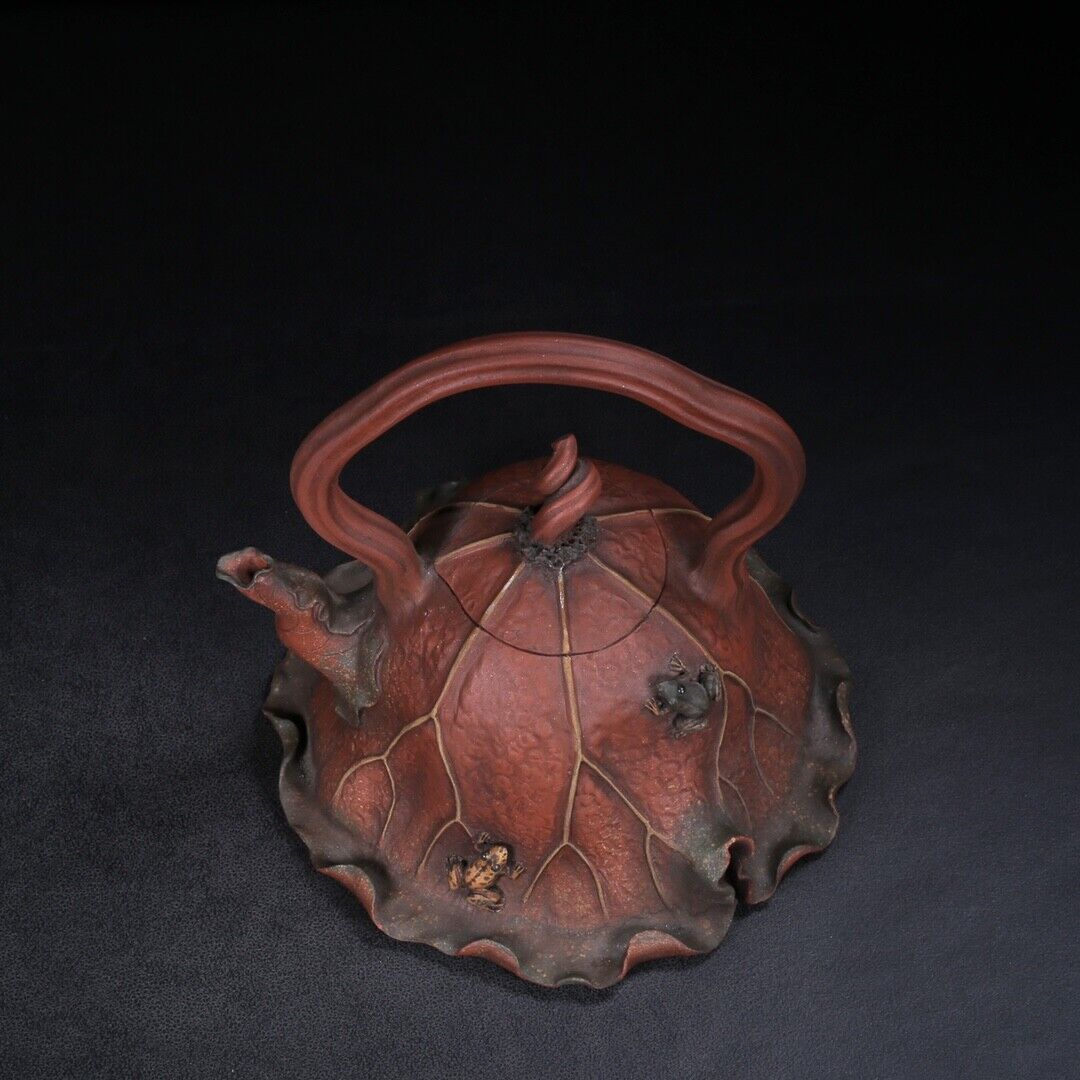 Chinese Yixing Zisha Clay Handmade Exquisite Teapot （荷叶 底款：汪寅仙）