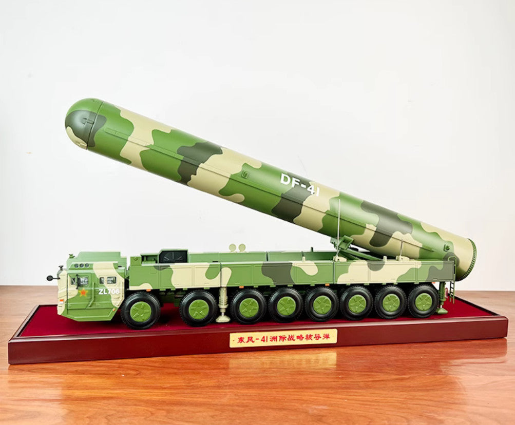 1:40 DF-41 Intercontinental Strategic Nuclear Missile Launcher Diecast Model