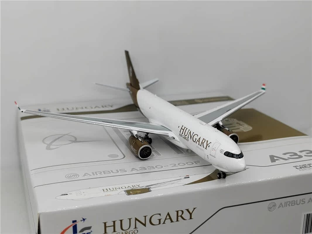 1:400 JC Wings HUNGARY A330-200F Passenger Airplane Diecast Aircraft Model