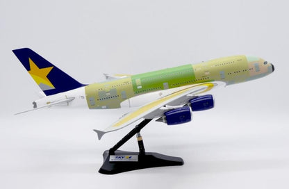 1:200 37CM JC Wings SKYMARK AIRBUS A380 Passenger Plane Diecast Aircraft Model