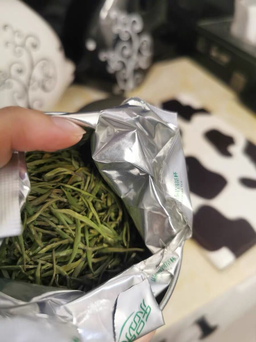 Ming Qian Silver Jar Que She Queshe Sparrow's Tongue Chinese Green Tea 100g -