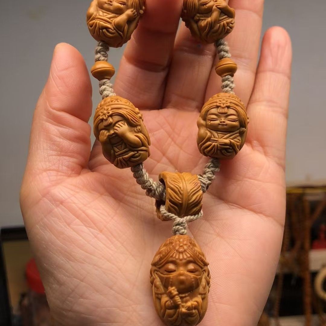 Hand Carved Olive Nut Zajiram Four No Hand Twist Pendant Bracelet