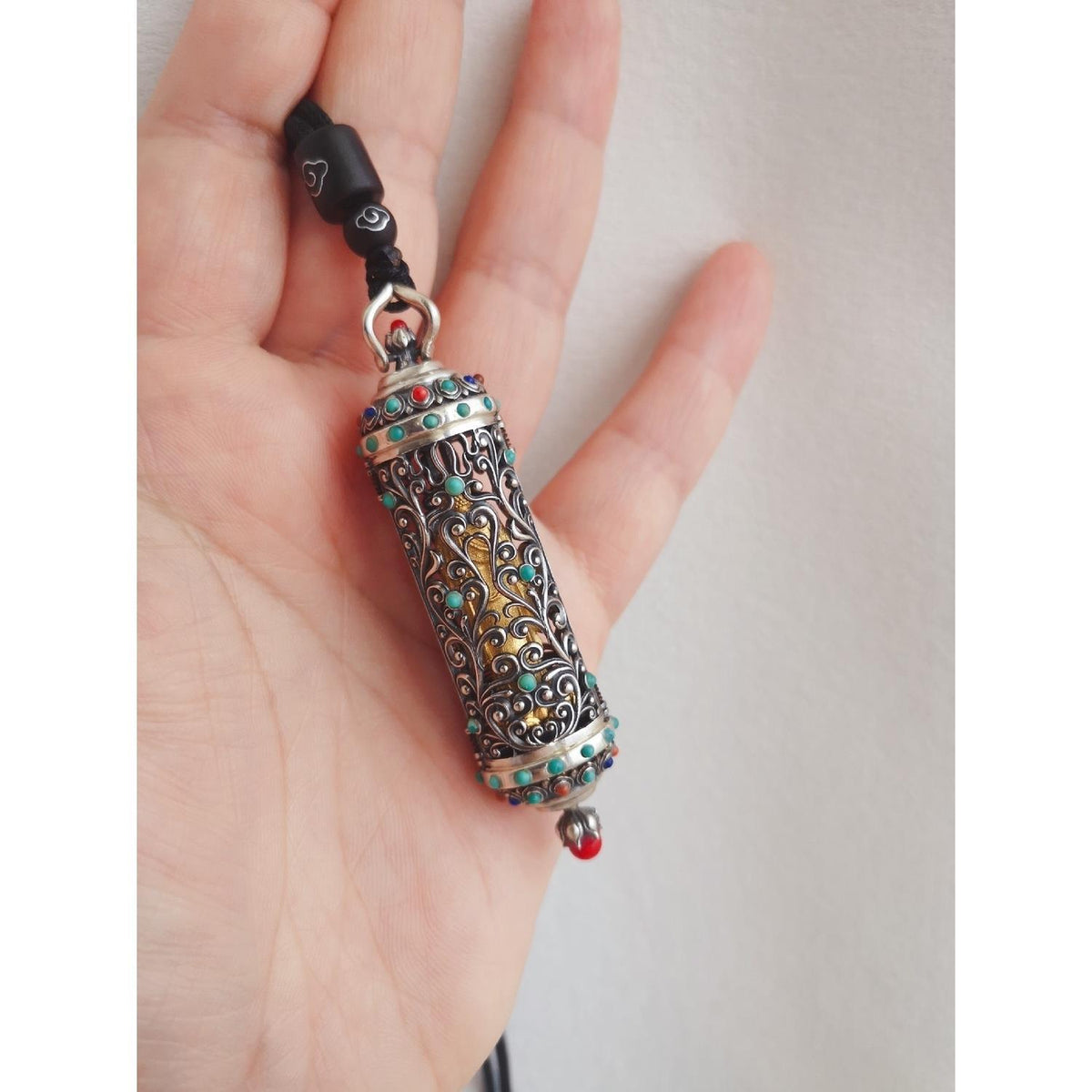 Tibetan Gau Box Pendant Buddha Amulet Avalokiteshvara Prayer Jewelry
