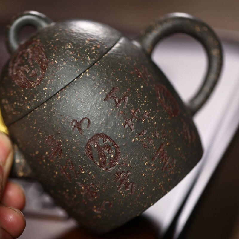 Traditional Craft True Yixing Zisha Purple Clay Tea Pot Marked 7 Infuser Holes