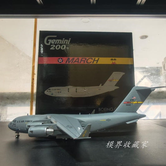 1:200 Geminijets USAF Boeing C-17A 05-5144 Passenger Airplane Diecast Model