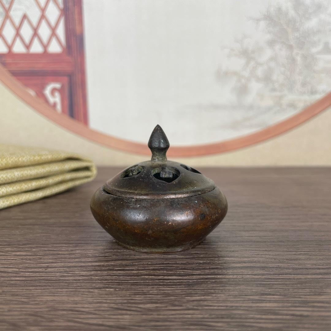 1.5" Diameter China Retro Antique Copper Alloy Incense Burner With Lid Ornament