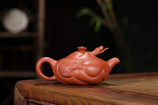 China Yixing Zisha Pottery Zhu Clay Handmade 300cc Ichthyosaur Teapot