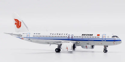 1:400 JC Wings Air China Comac C919 Passenger Airplane Diecast Plane Model