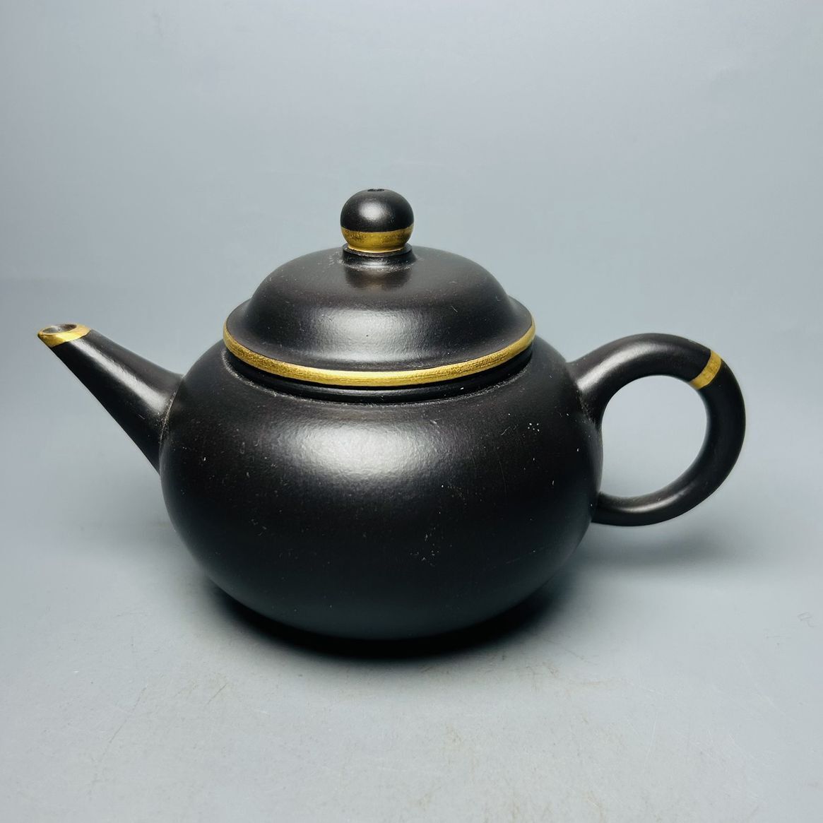 Vintage Chinese Yixing Purple Clay Teapot Zisha Ceremony Fashion Gift Teaware
