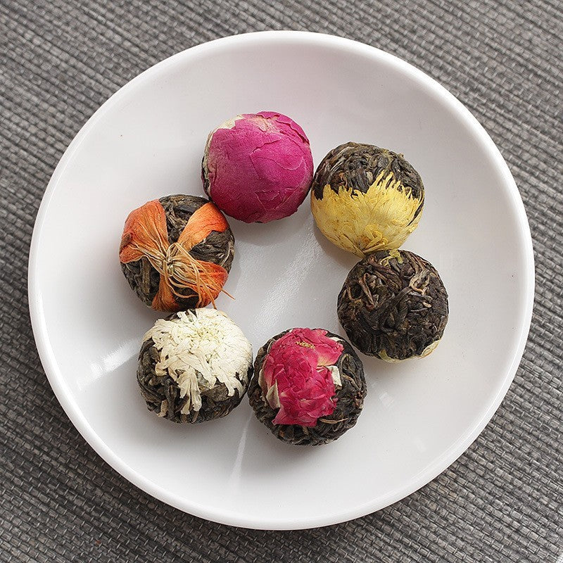 140g Yunnan Pu'er Raw Tea 18 Pcs Handmade Dragon Ball Flower Tea Gift Box Set