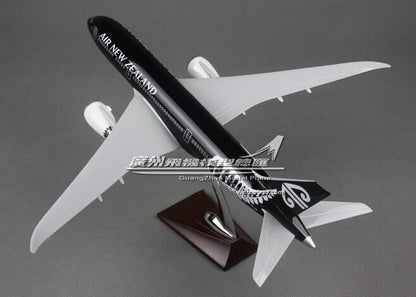 43CM AIR NEW ZEALAND BOEING 787 ZK-NZE Passenger Airplane Resin Aircrarft Model