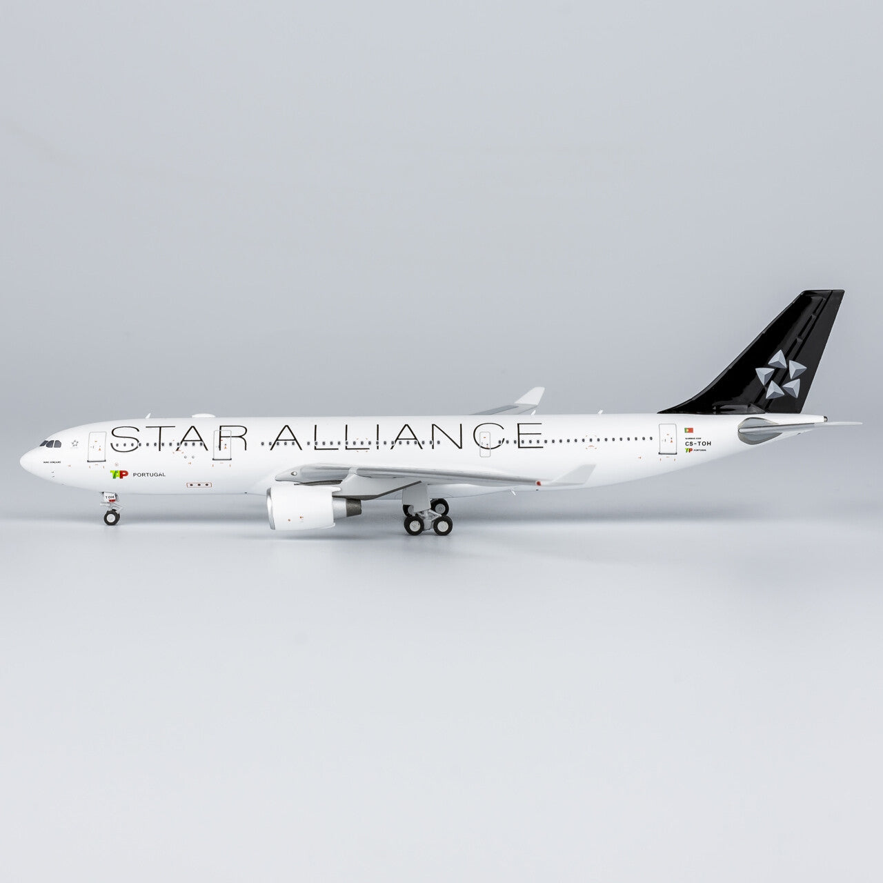 1:400 NG Model TAP Portugal STAR ALLIANCE AIRBUS A330-200 Airplane Diecast Model
