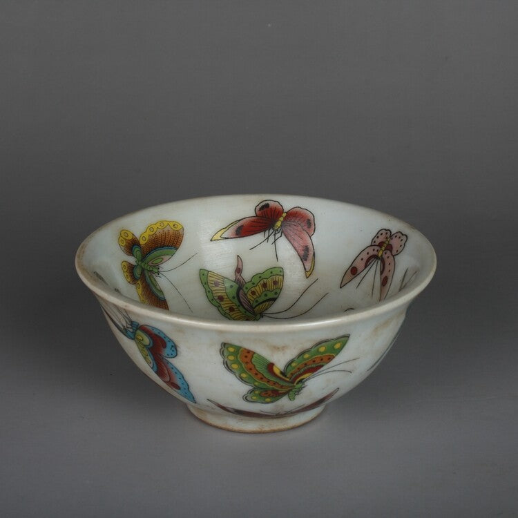 Chinese Famille Rose Porcelain Qing Tongzhi Butterfly Design Teacup Cup 3.5 Inch