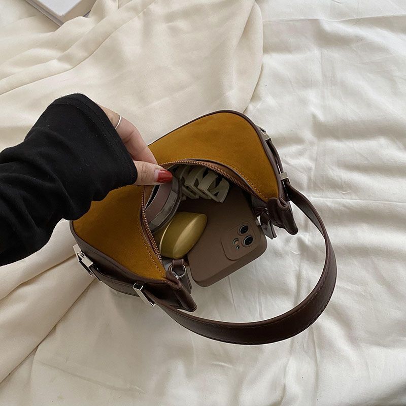 Frosted Fabric Shoulder Handbag Underarm Bag Synthetic Leather Bag Traveling 1pc