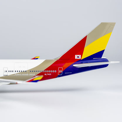 1:400 NG models Asiana Plane Boeing 747-400M Diecast Aircraft Model