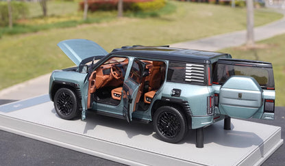 1:18 BYD Yangwang U8 SUV Cross-country Vehicle Diecast New Energy Car Model