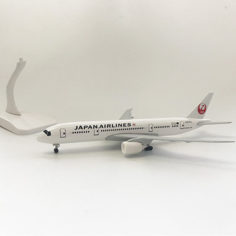 1:300 20cm Japan Airlines B787 Plane Model Alloy Diecast Airplane Ornaments Gift