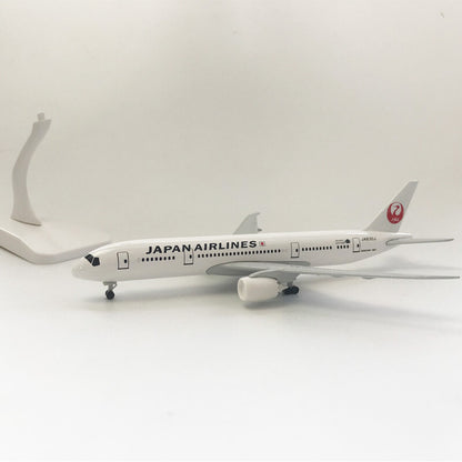 1:300 20cm Japan Airlines B787 Plane Model Alloy Diecast Airplane Ornaments Gift