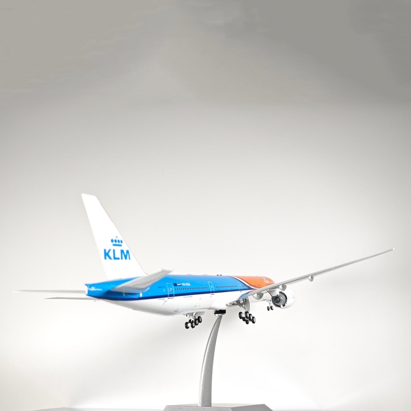 1:200 InFlight KLM B777-300ER PH-BVA Passenger Airplane Diecast Plane Model