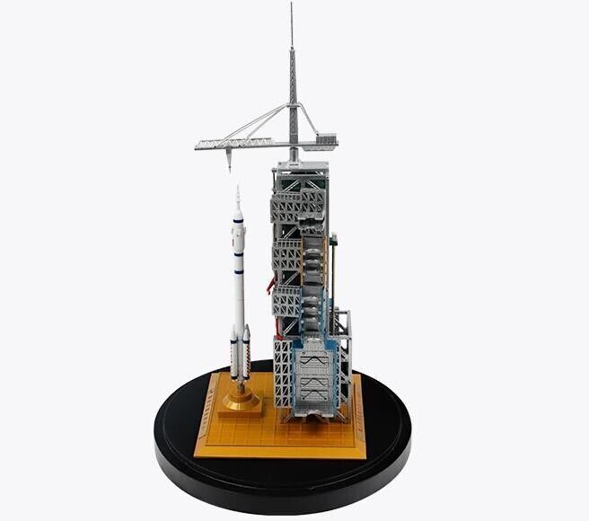 1:330 China Carrier Rocket Manned Space Launch Tower Diecast Aerospace Model
