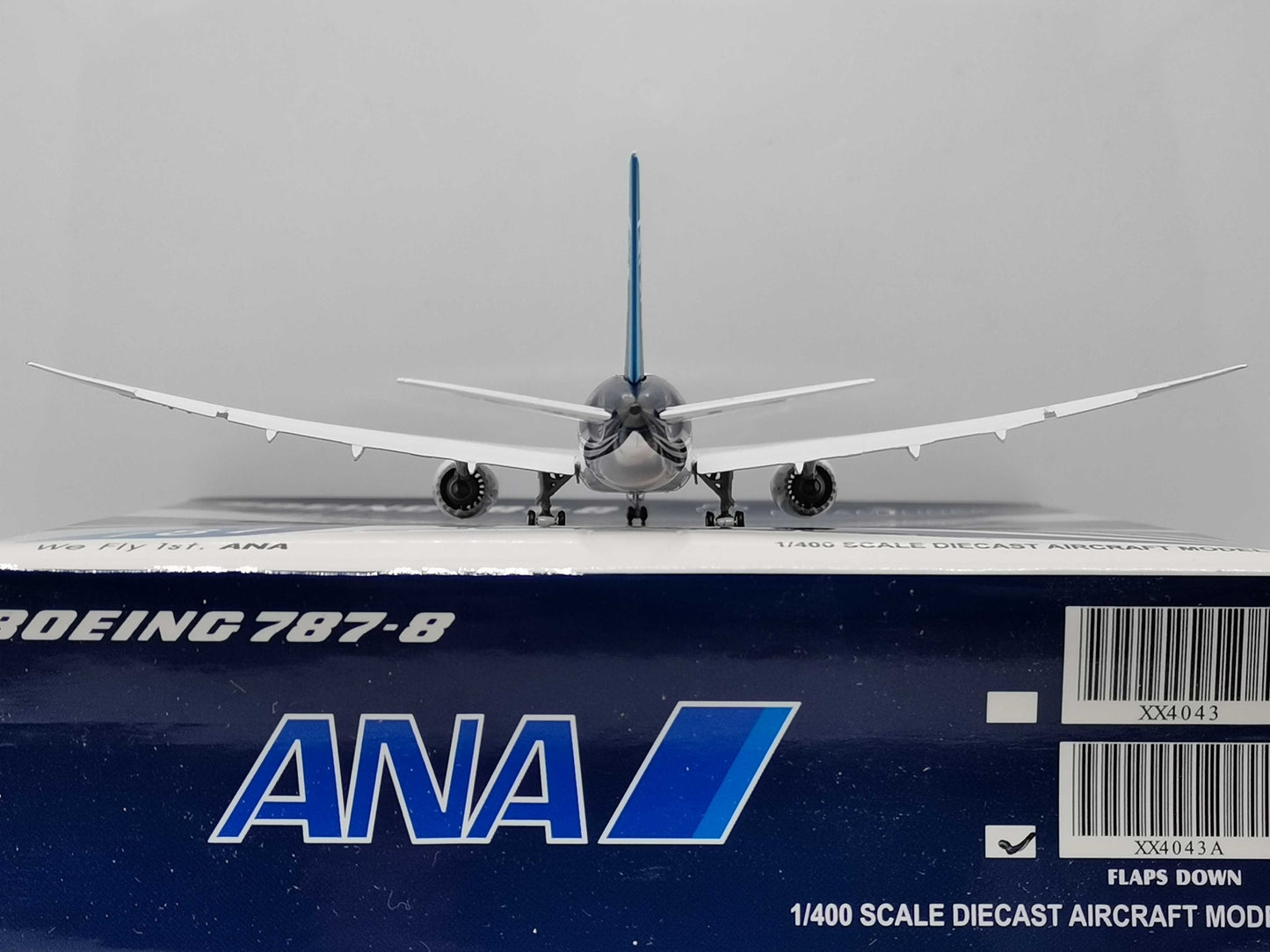 1:400 JC Wings ANA BOEING B787-8 Flap Down Passenger Airplane Diecast Model