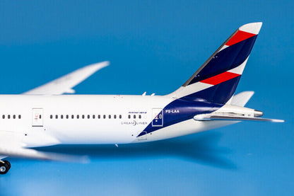 1:400 Phoenix LATAM BOEING 787-9 Passenger Airplane Diecast Aircraft Plane Model