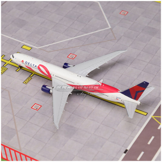 1:400 GeminiJets DELTA BOEING 767-400ER Passenger Airplane Diecast Plane Model