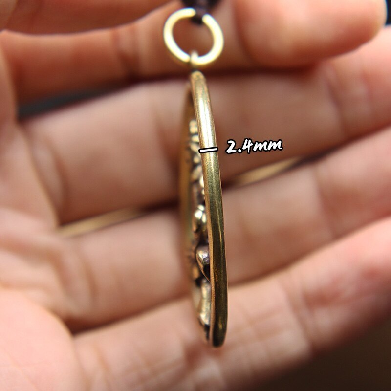 Vintage Brass Guanyin Bodhisattva Round Key Chain Ring Lanyard Pendant Buddhist