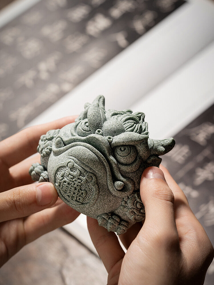 Qingsha Stone Tea Pet Ornament Chinese Tea Set High Grade Lucky Toad Decoration