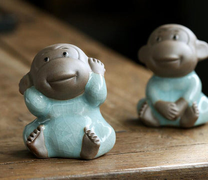 Porcelain Pottery "Four Wise Monkeys" Hear Talk Not Evil Ceramic Statue -