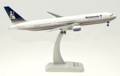 1:200 28CM Hogan Britannia BOEING 767-300ER Passenger Airplane ABS Plastic Model